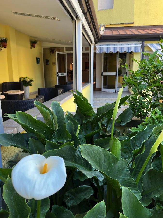 Hotel Ai Pini Grado Luaran gambar