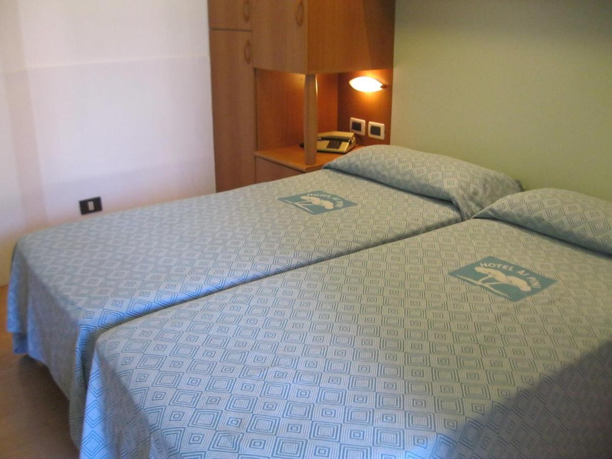 Hotel Ai Pini Grado Bilik gambar